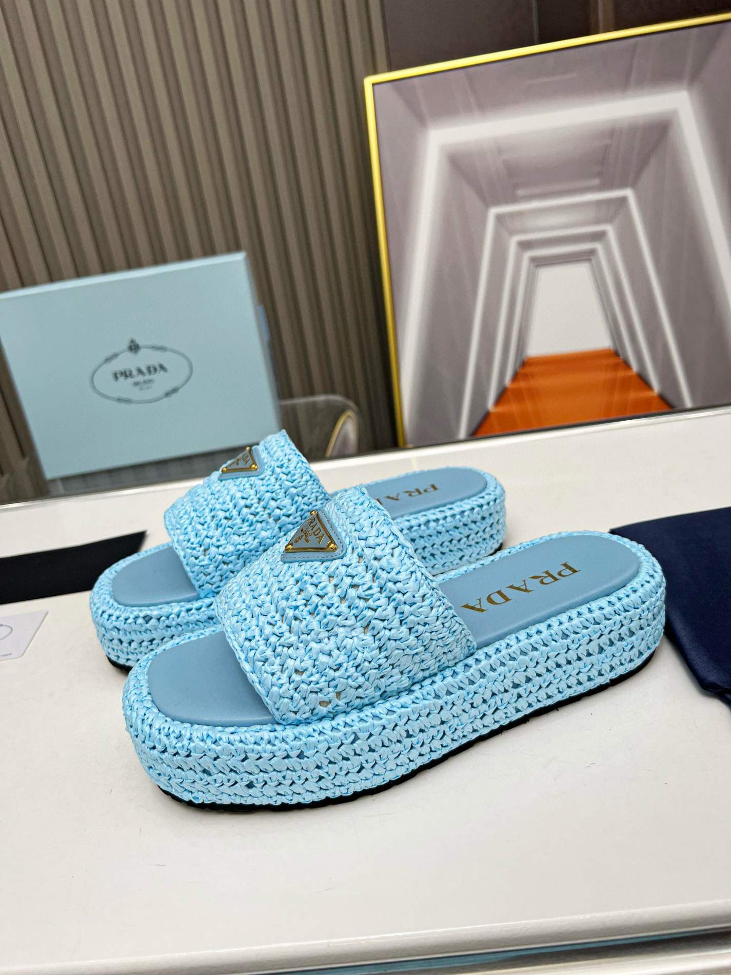 P BRAND NEW WOMENS SHOES  240302