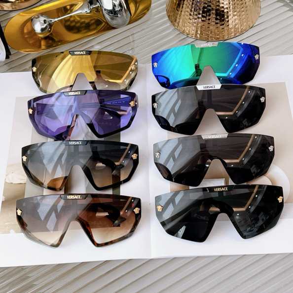 BRAND NEW MENS SUNGLASSES 240302