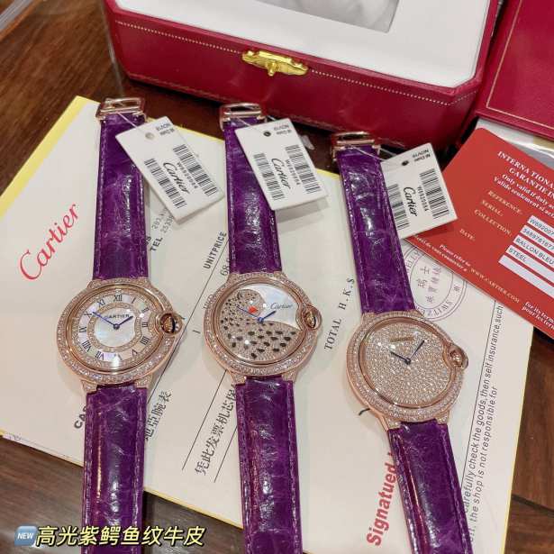 NEW WOMENS WATCH 240419