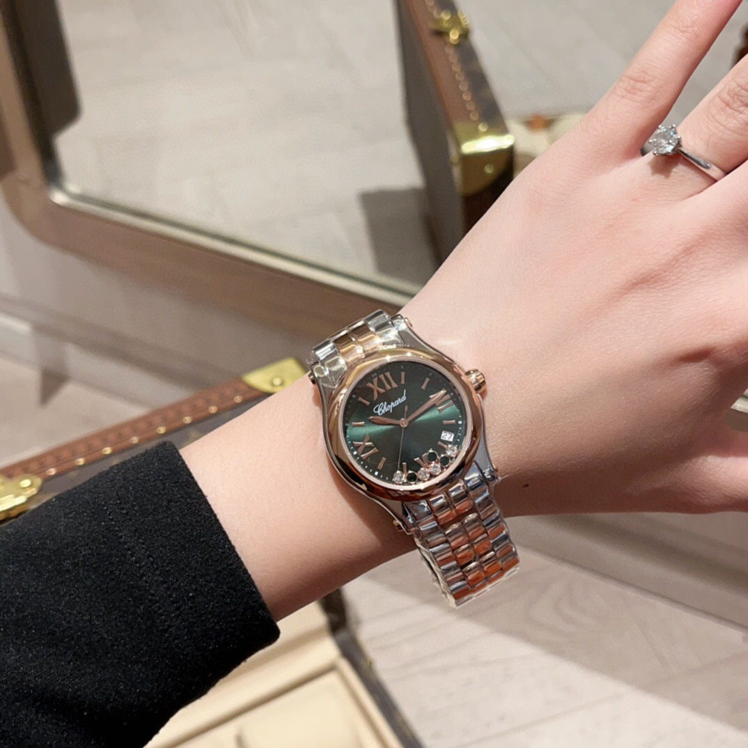 NEW WOMENS WATCH 240419