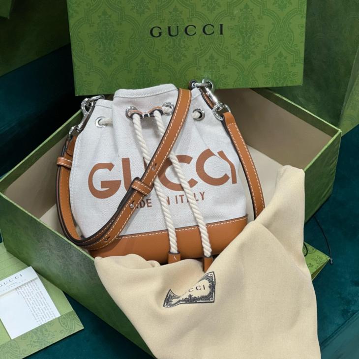 GUCCl 22.5x 31x 15cm 772856
