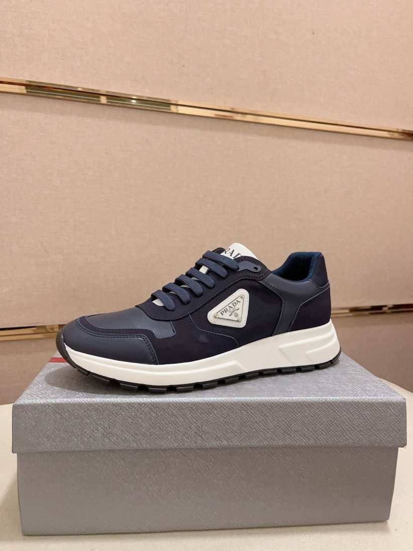 PR@D@ MENS TRAINERS 240419