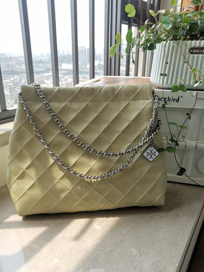 Tory Burch new handbag 240419 