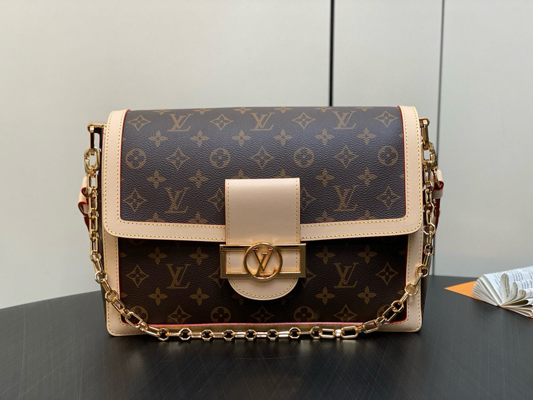 Dauphine Soft  M25209 M25048 M25050 M47149 Nicolas Ghesqui?re 24.0 x 17.0 x 9.0cm