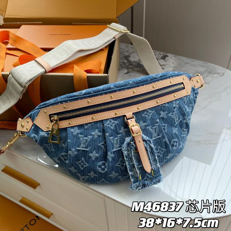 L\V NEW WOMENS HANDBAG 240512