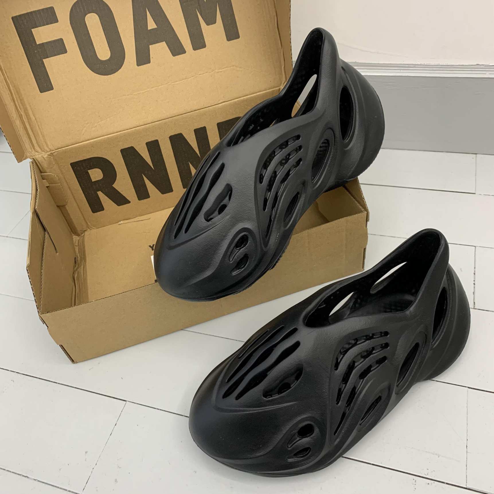 SHIPPING 240419