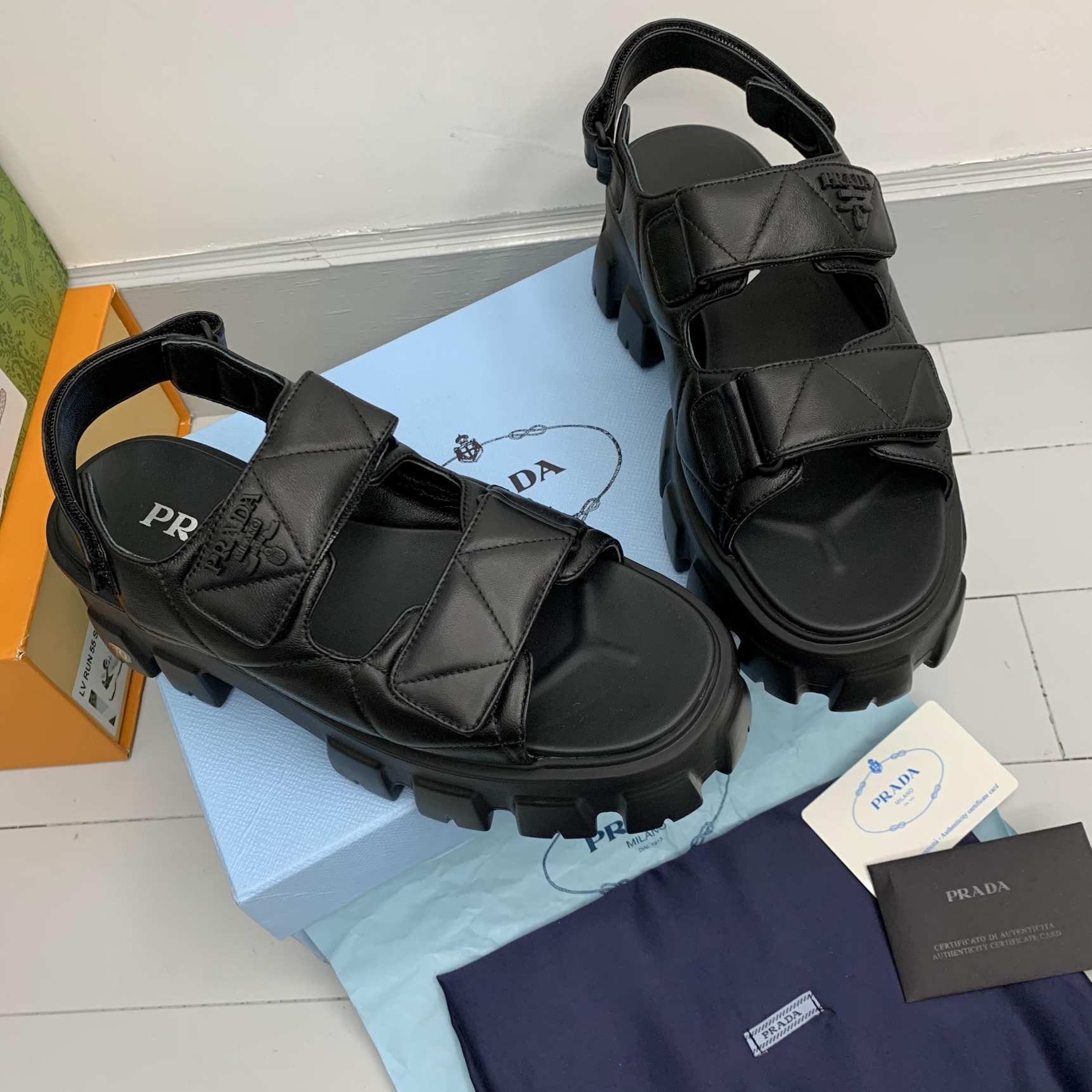 SHIPPING 240419