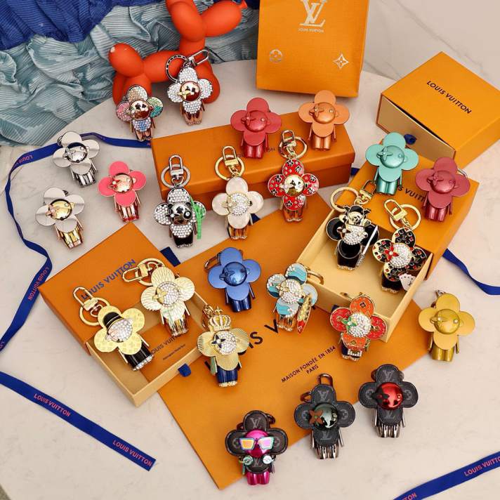 L\V KEYCHAIN