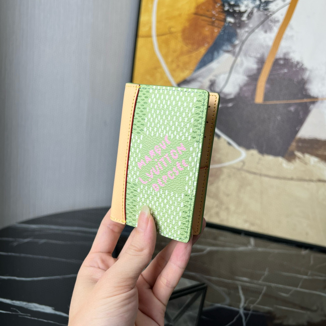 L\V POCKET WALLET  240709