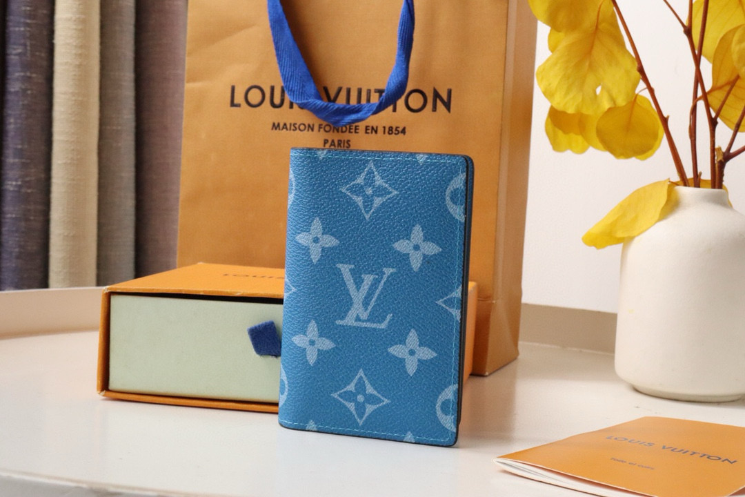 L\V POCKET WALLET  240709