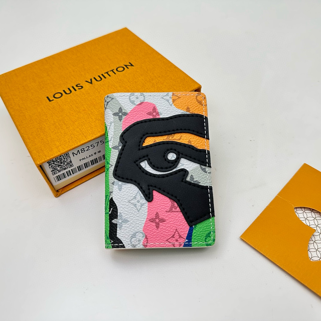 L\V POCKET WALLET  240709
