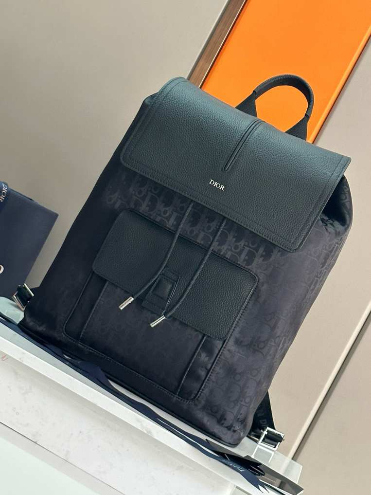 DlOR NEW MENS BACKPACK BAG 240709