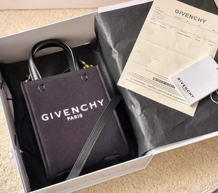 GlVENCHY WOMENS HANDBAG 240709