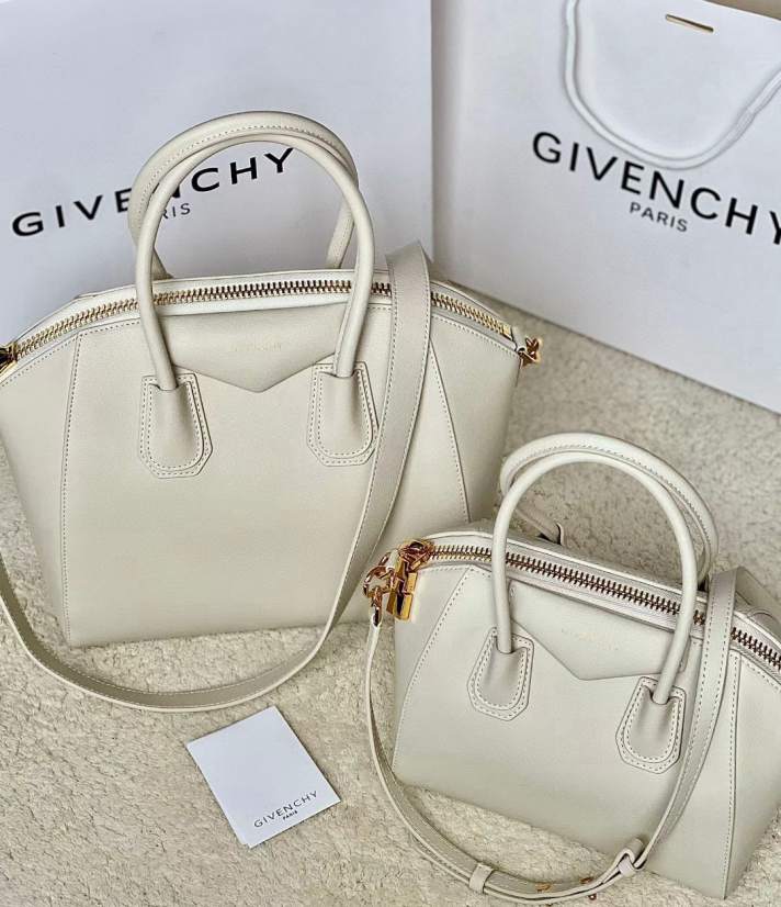 GlVENCHY WOMENS HANDBAG 240709