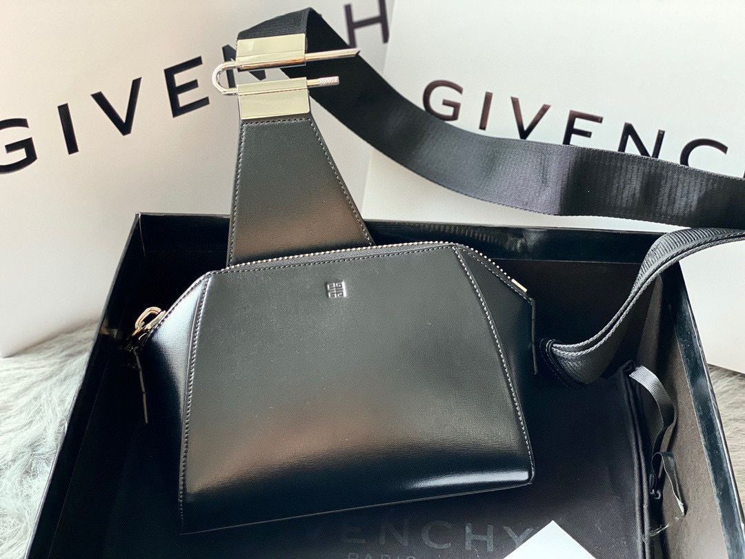 GlVENCHY WOMENS HANDBAG 240709
