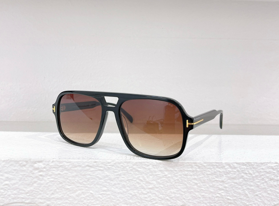T0M F0RD SUNGLASSES 240715