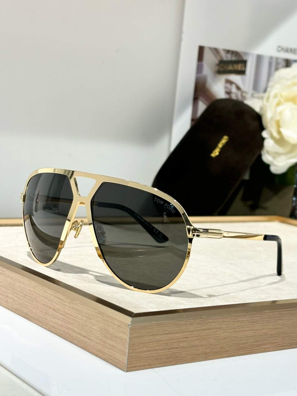 T0M FORD SUNGLASSES 240720