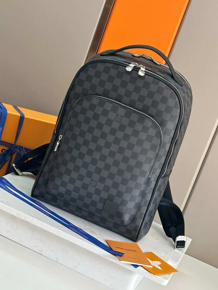 L\V N40499 Avenue BACKPACK 40 x 31 x 15CM