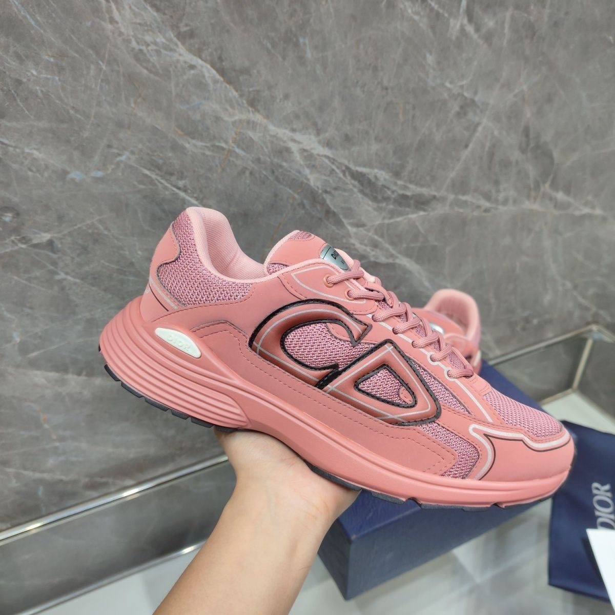 DI0R MENS TRAINERS 240721