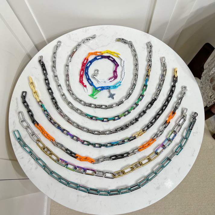L\V BRACELET 240723