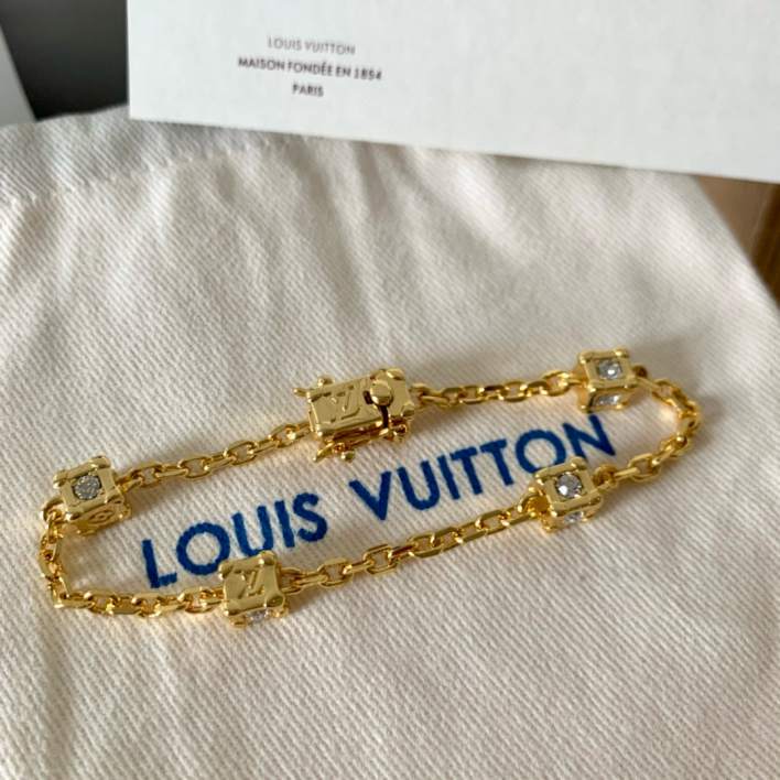 L\V BRACELET 240723