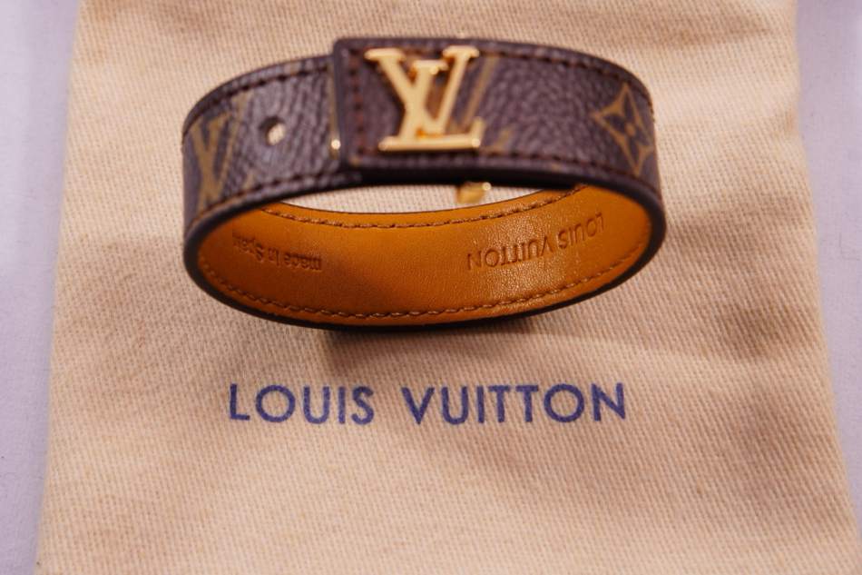 L\V BRACELET 240723