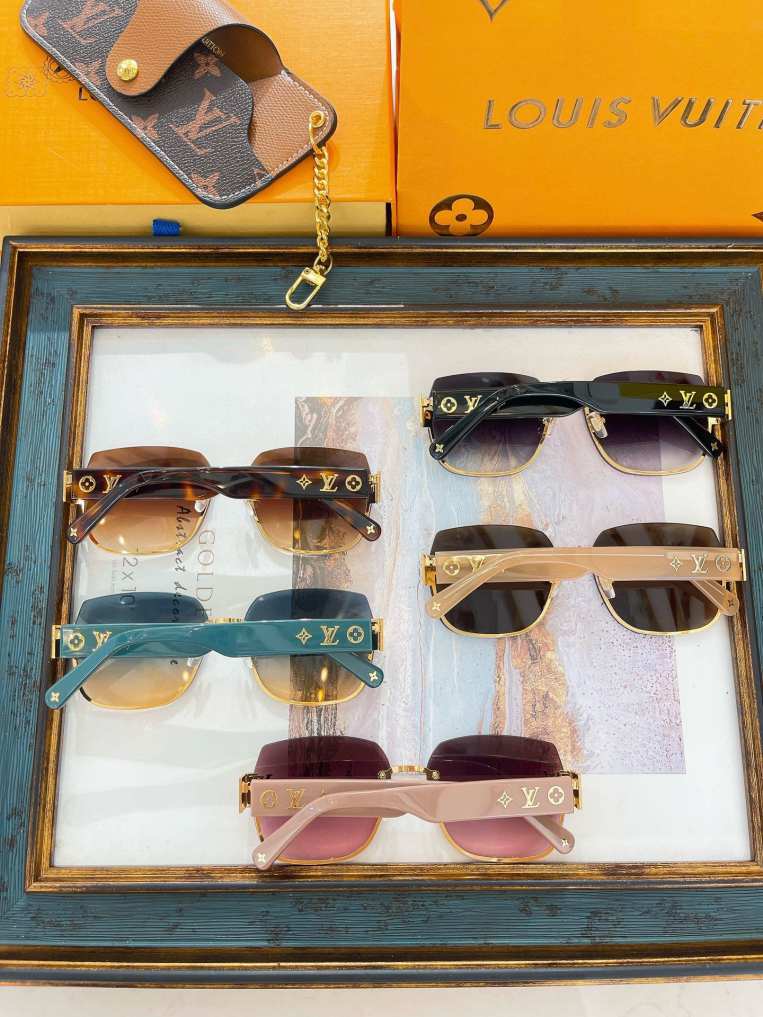 L\V NEW SUNGLASSES 240725