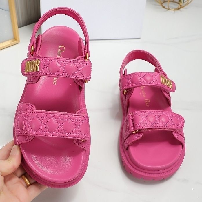 DlOR NEW SLIPPERS 240725