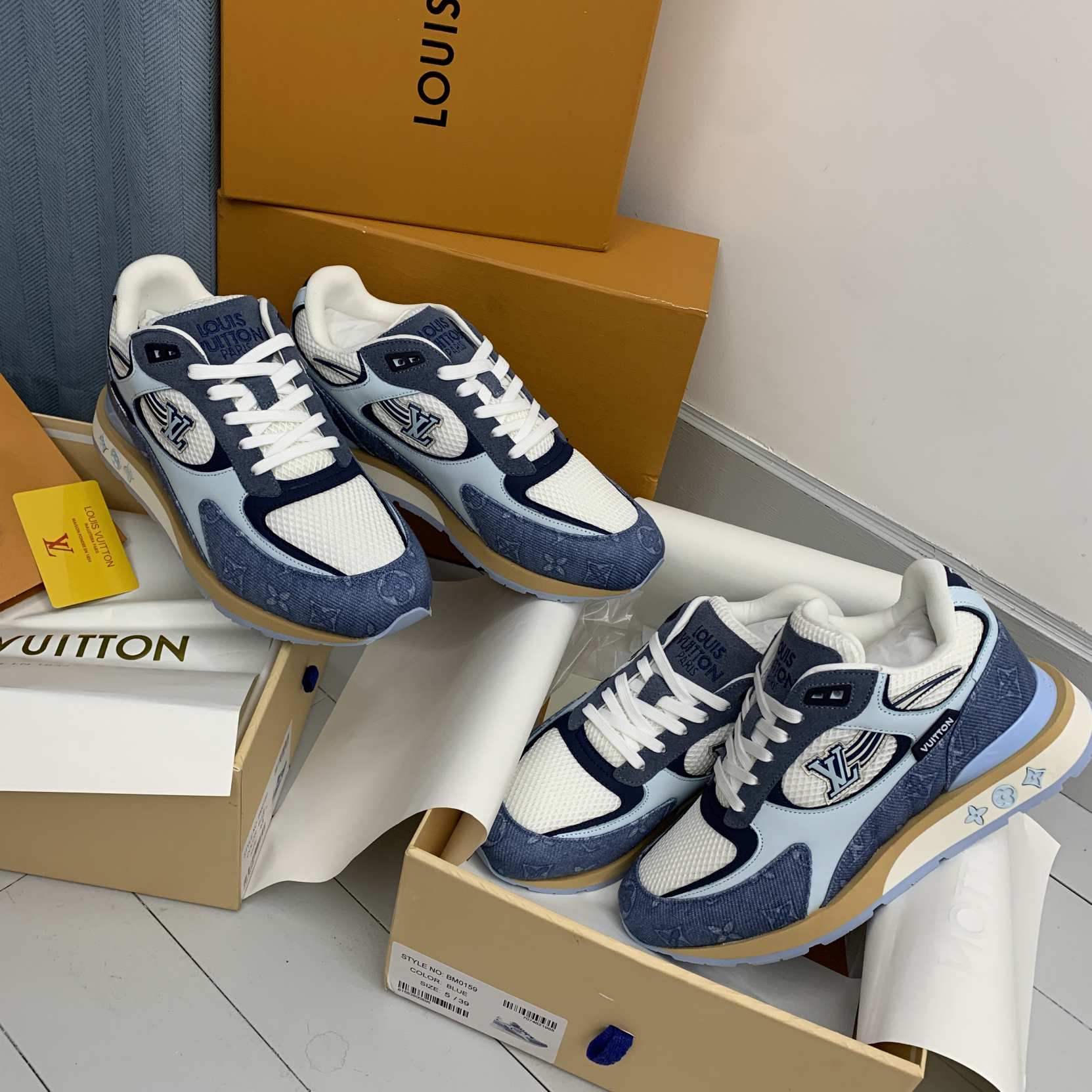 SHIPPING 241018