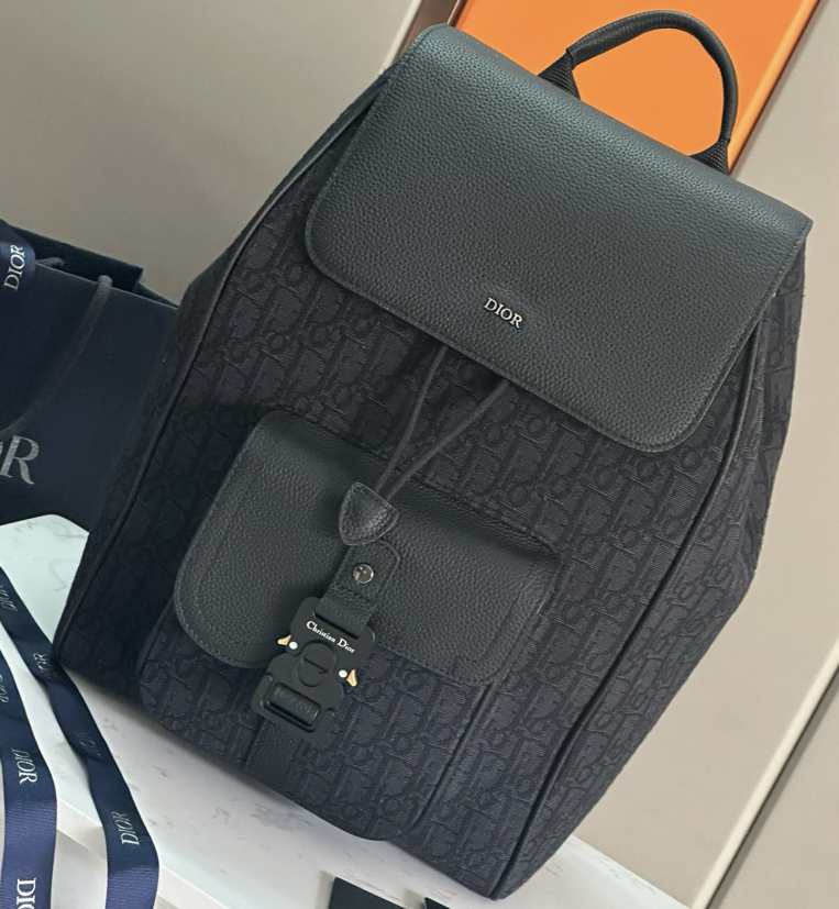 DlOR BACKPACK Oblique 26.5 x 41 x 14CM 93392