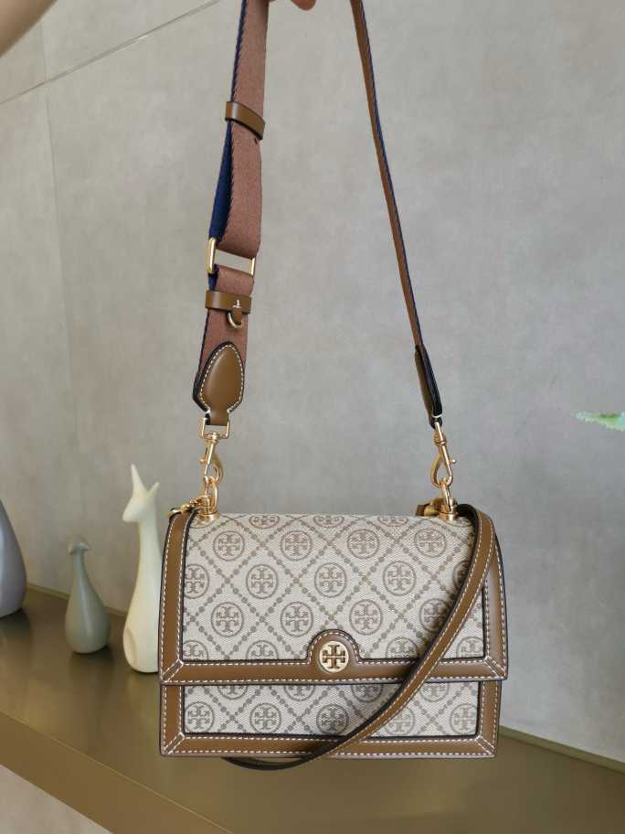 T0RY BVRCH new bag 241023