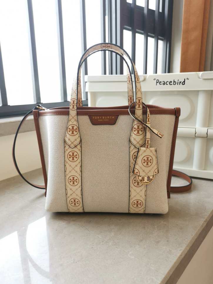 T0RY BVRCH new bag 241023