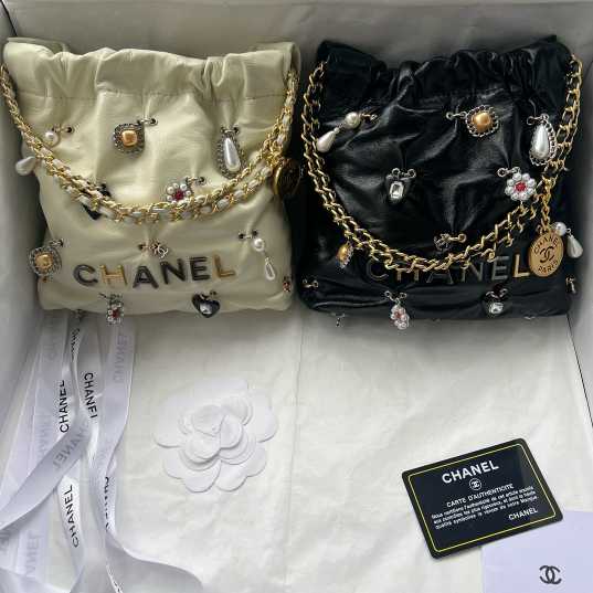CH@NEL handbag 241031