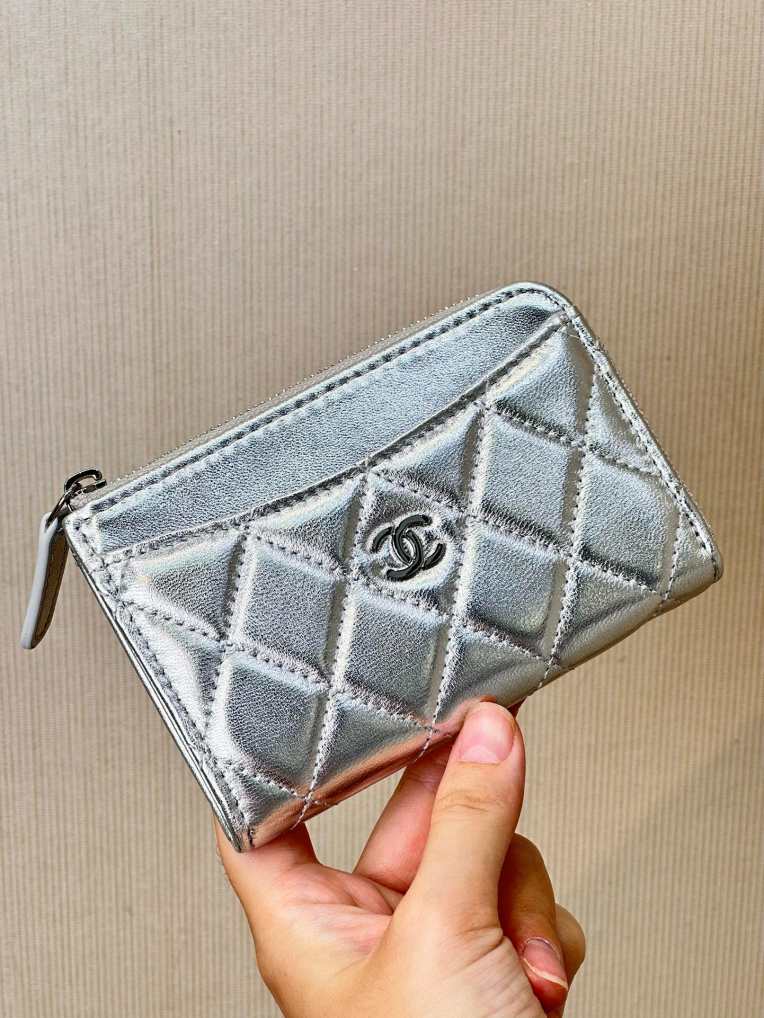 CH@NEL WALLET 241105 3179 GOLD SILVER