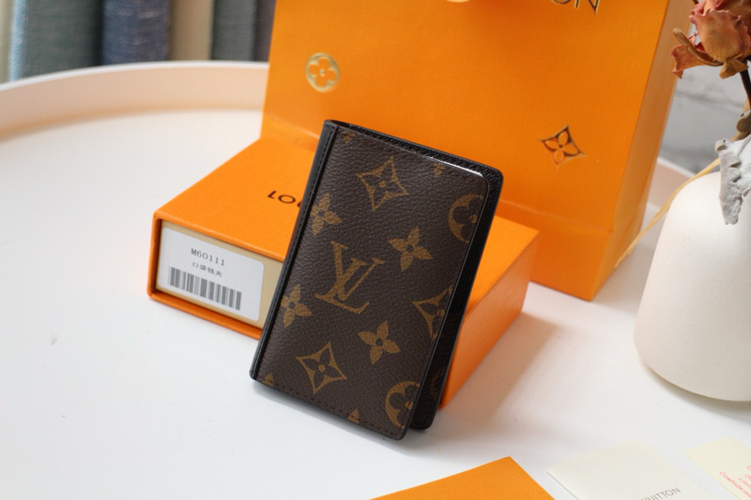 M60111 M82955  Monogram Macassar pocket wallet 7.5 x 11.0 x 1.0cm