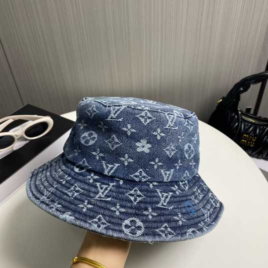 brands hat 241115