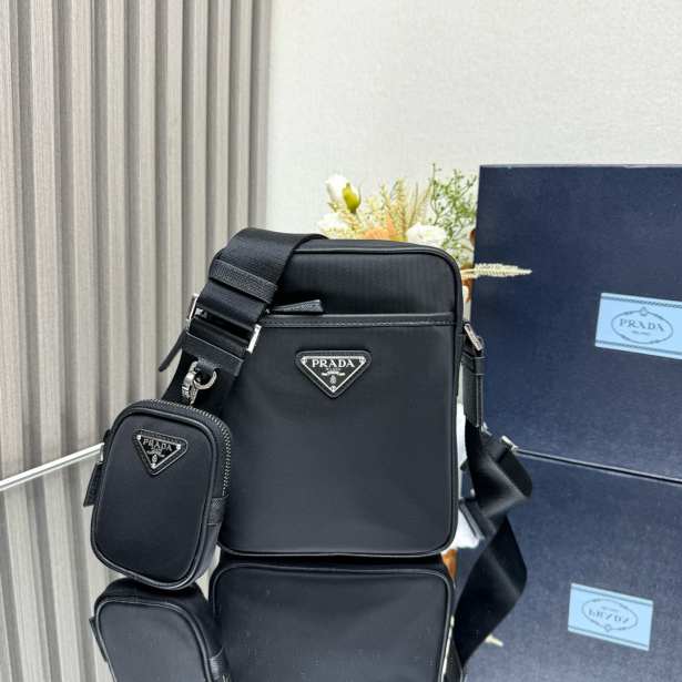 PRAD@ MENS BAG NEW 20250205