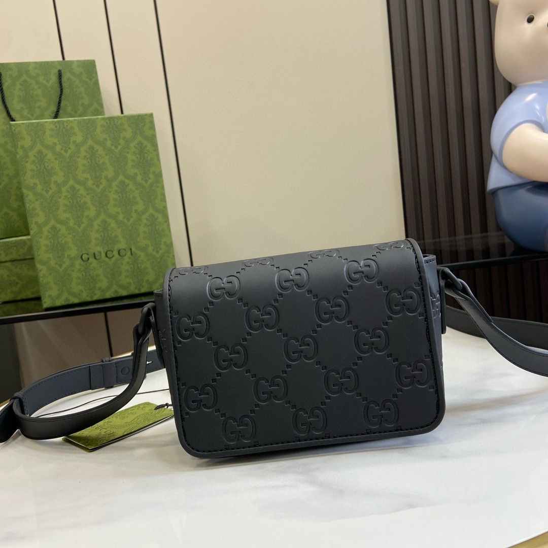 GUCCl new mens bag