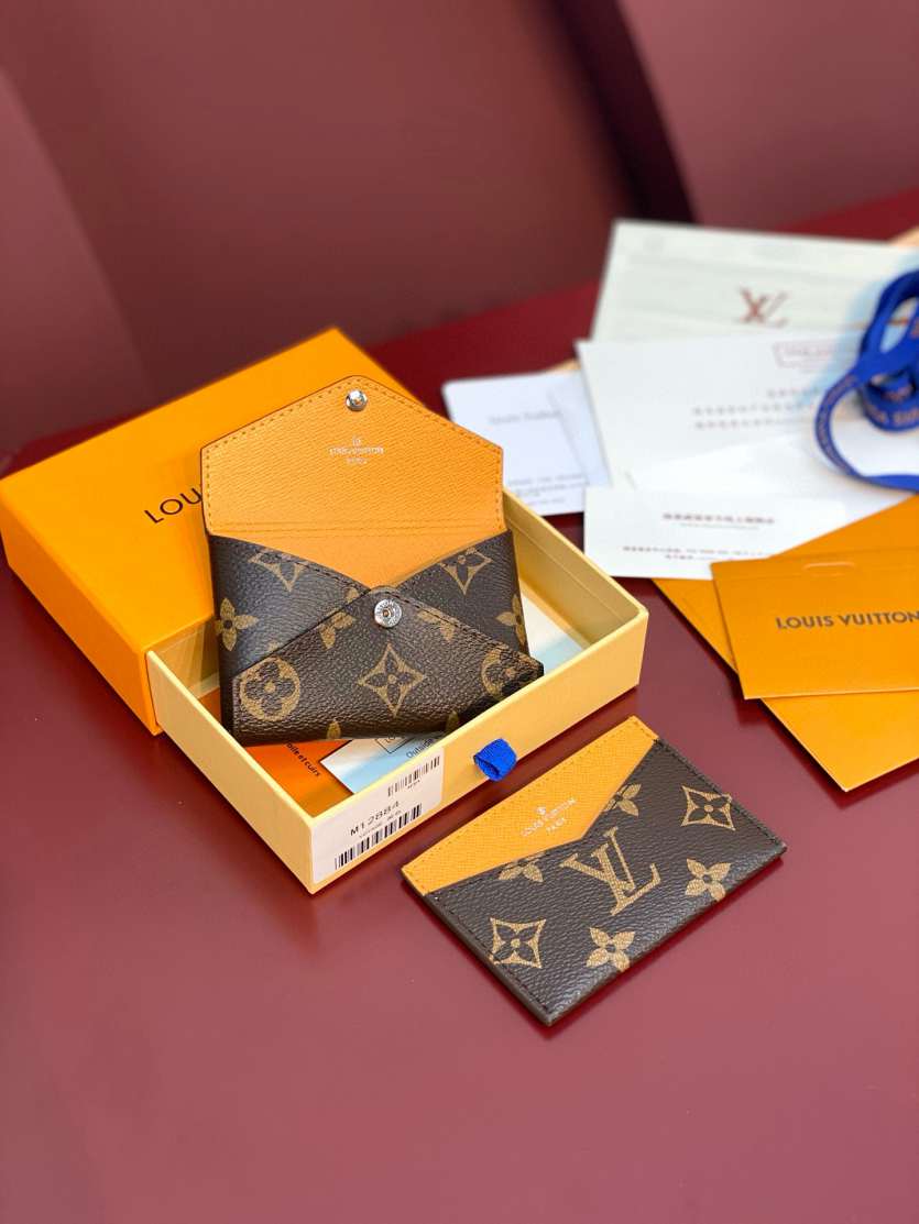 L\V NEW WALLET 20250207
