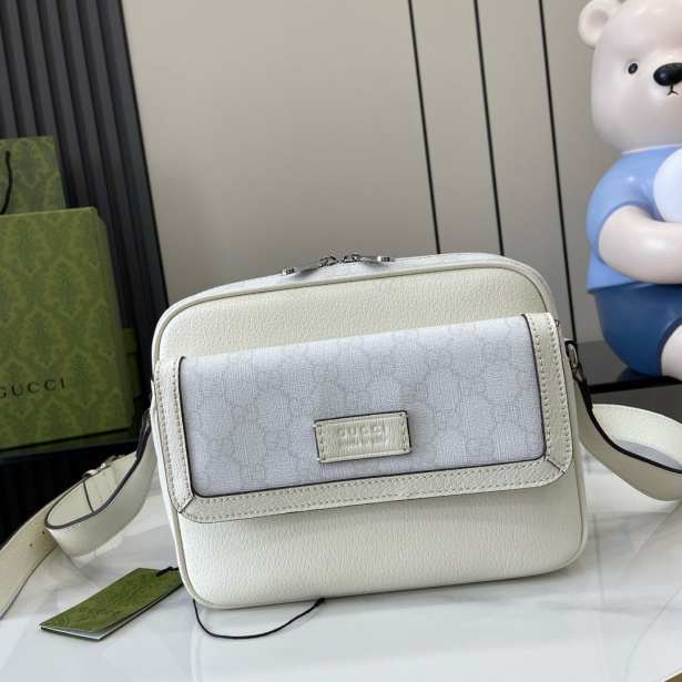 GUCCl MENS BAG 795464 23X18X7cm