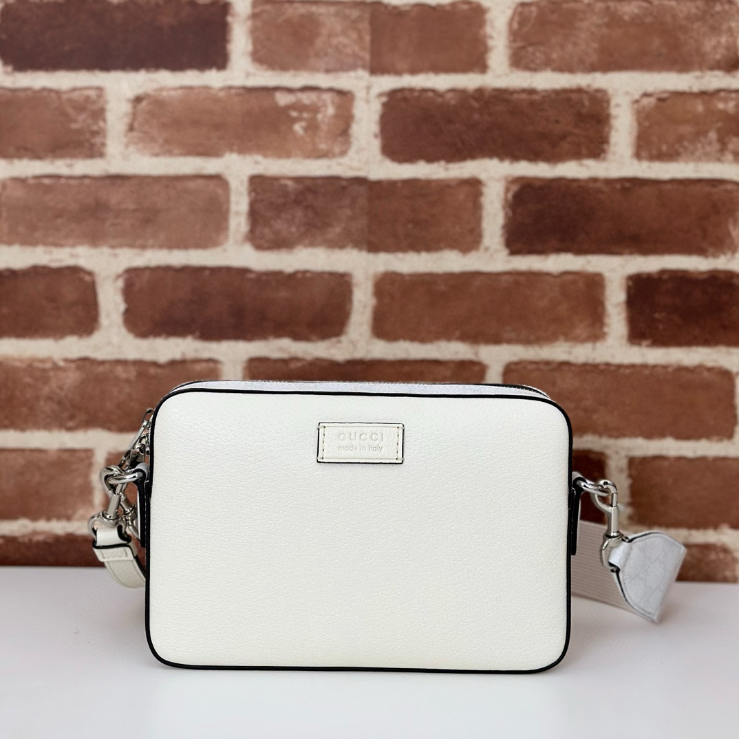GUCCl MENS BAG 795465 W16.5xH24x4.5cm