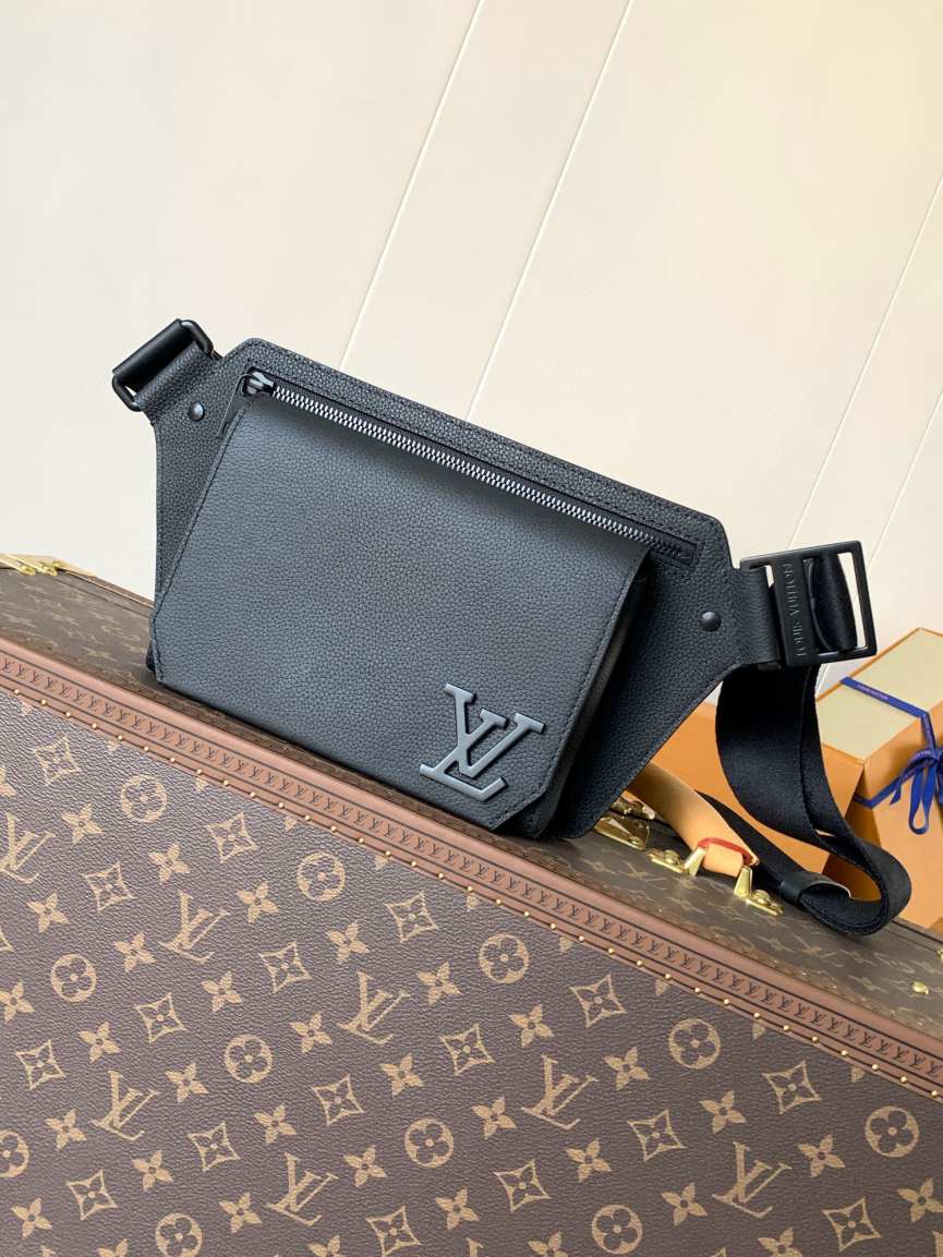 L\V MENS BELT BAG M57081 M21364 M21364 M21364 30.0 x 16.0 x 3.0 CM