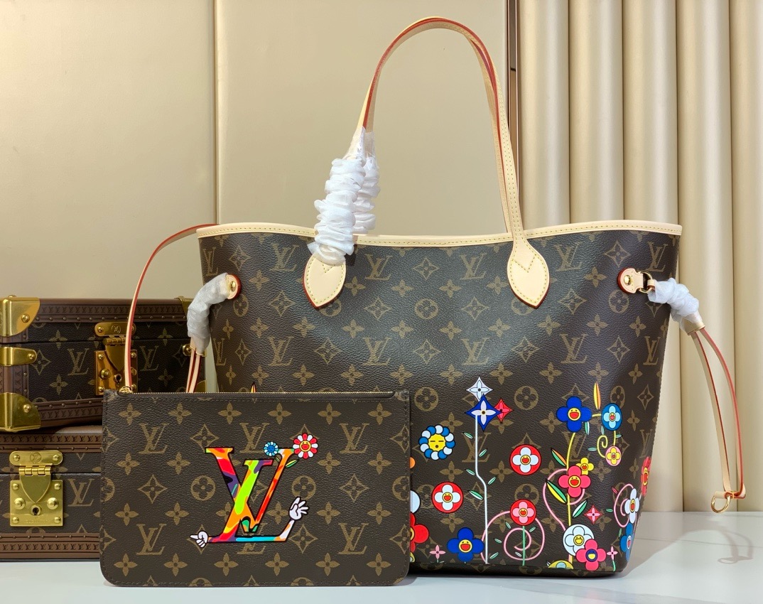 L\V NEW WOMENS HANDBAG M13271 31x28x14CM NF