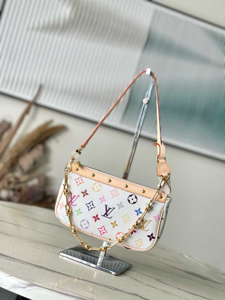 L\V M13404 M13663 M92649 13 x 4 x 22CM Pochette Accessoires womens new wallet 250525