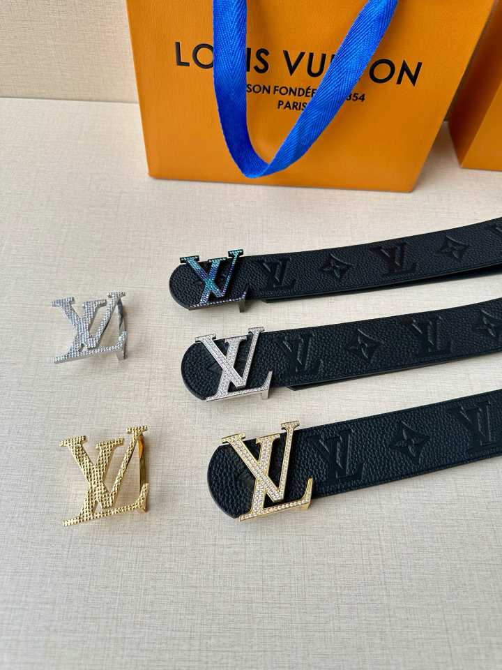 L\V NEW MENS BELT 250526
