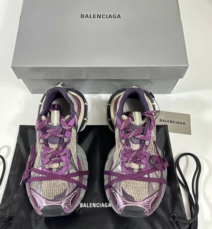B@lenciaga SNEAKERS 250526