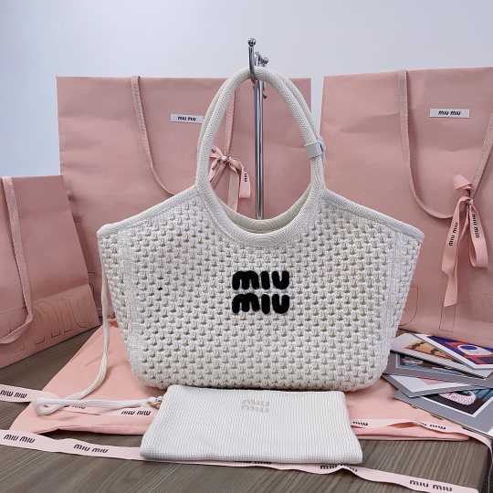 MIUMlU new handbag 250526