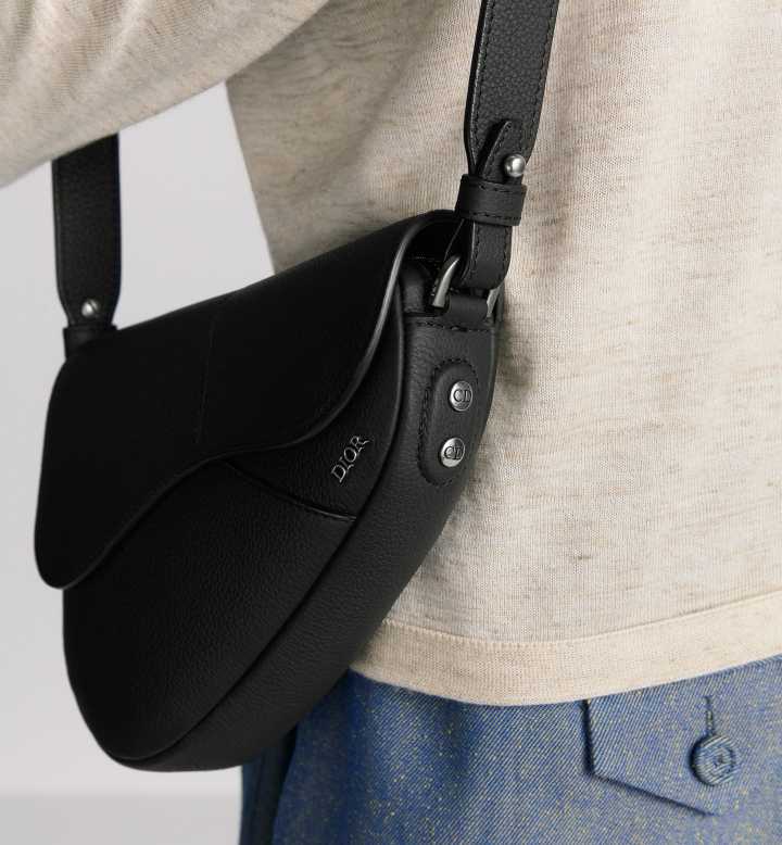 DlOR MENS BAG 250611