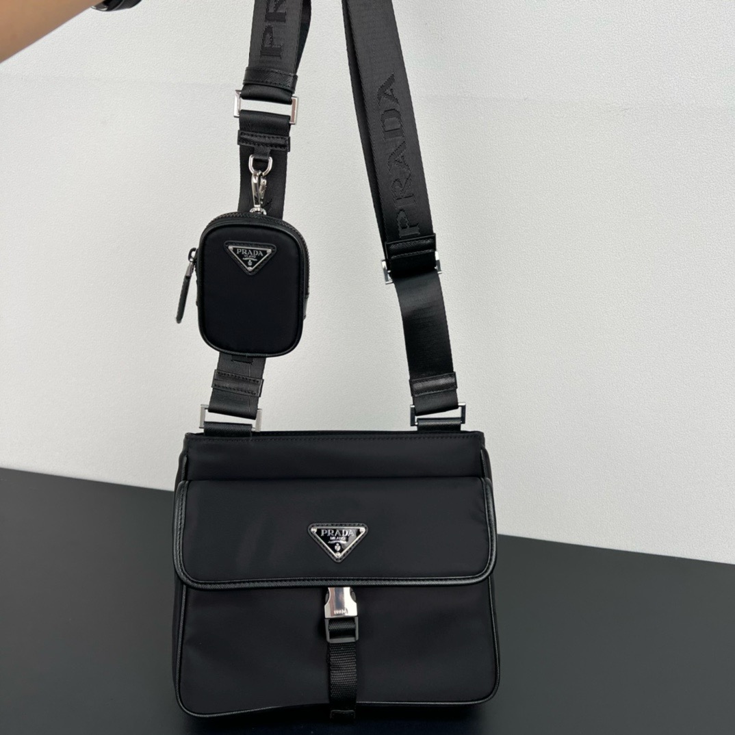 Pr@da mens bag new 20250622