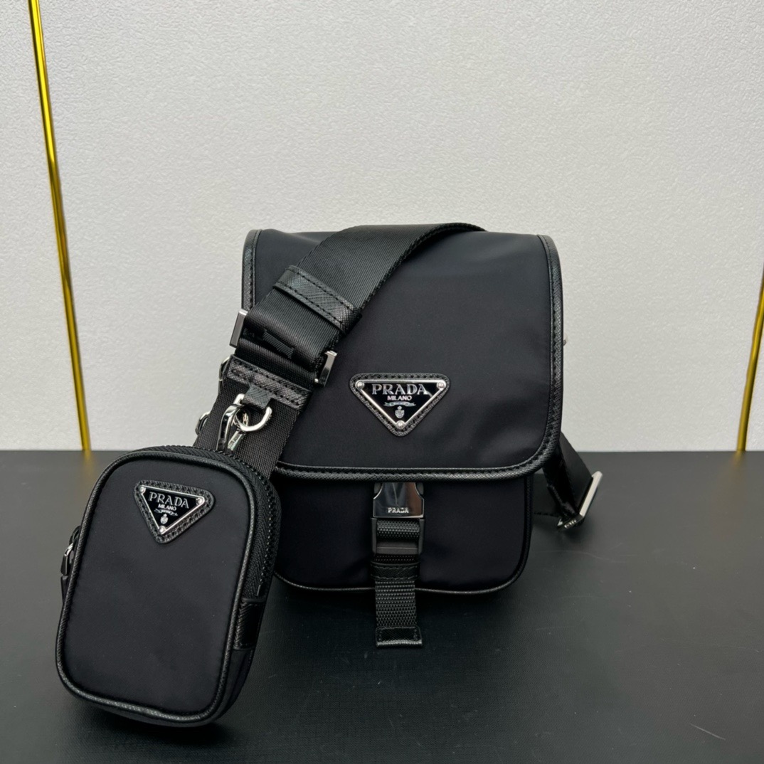Pr@da mens bag new 20250622